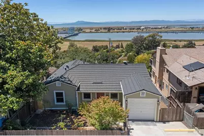 185 Baxter Street, Vallejo, CA 94590 - Photo 1