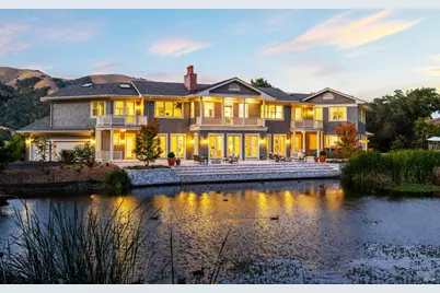 25 Maoli Drive, San Rafael, CA 94903 - Photo 1