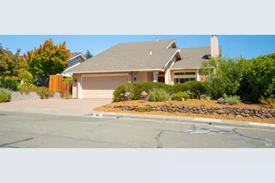 882 Oxford Way, Benicia, CA 94510 - Photo 1