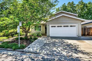 245 Hummingbird Ct, Healdsburg, CA 95448 - Photo 1