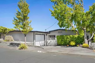 13 Ash Ave, Corte Madera, CA 94925 - Photo 1