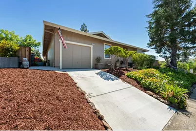 695 Montclair Drive, Santa Rosa, CA 95409 - Photo 1