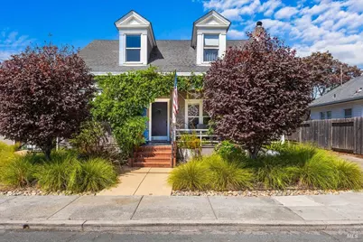 421 University Street, Healdsburg, CA 95448 - Photo 1
