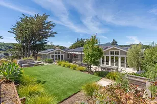 10 Vista Ct, Corte Madera, CA 94925 - Photo 1