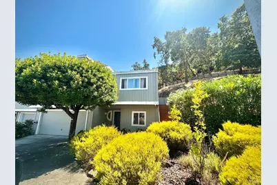 13 Madrid Court, Novato, CA 94949 - Photo 1