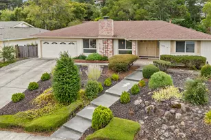 7256 Oakmont Dr, Santa Rosa, CA 95409 - Photo 1