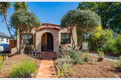 642 Wright Street, Santa Rosa, CA 95404 - Photo 1