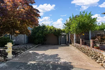 1372 Bonita Bahia Court, Benicia, CA 94510 - Photo 1