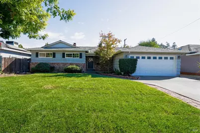 621 W D Street, Dixon, CA 95620 - Photo 1