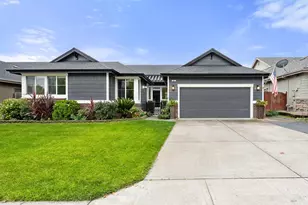 451 Healdsburg Ave, Cloverdale, CA 95425 - Photo 1