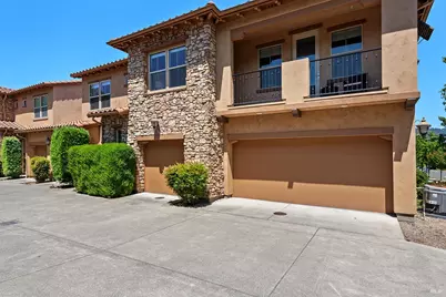 180 Healdsburg Avenue #B, Cloverdale, CA 95425 - Photo 1