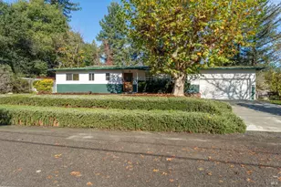 1590 Manzanita Dr, Ukiah, CA 95482 - Photo 1