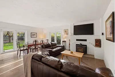 1979 Ludwig Avenue, Santa Rosa, CA 95407 - Photo 1