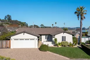 40 Surfwood Cir, San Rafael, CA 94901 - Photo 1