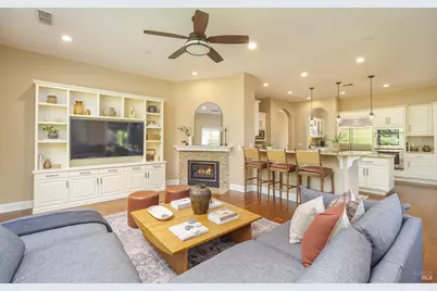 21 Winding Way, Novato, CA 94945 - Photo 1