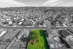 3477 Santiago Dr, Santa Rosa, CA 95403 - Photo 1