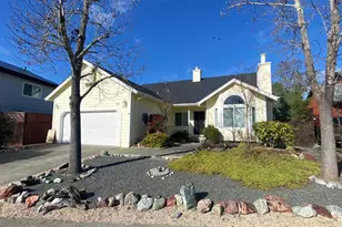 449 Godfrey Dr, Windsor, CA 95492 - Photo 1