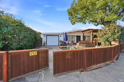 11 Montclair Court, Petaluma, CA 94954 - Photo 1