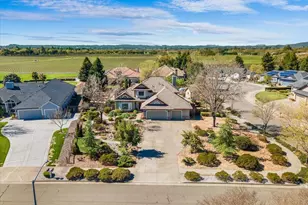 2573 Greenvale Ln, Santa Rosa, CA 95401 - Photo 1