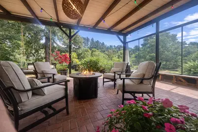 3990 Fairway Avenue, Oakland, CA 94605 - Photo 1