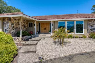 1790 Deerwood Dr, Ukiah, CA 95482 - Photo 1