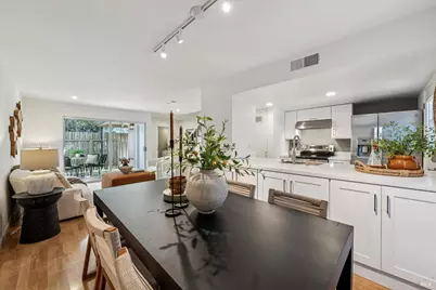 24 Roundtree Boulevard, San Rafael, CA 94903 - Photo 1