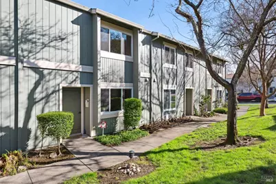 118 Oliva Court #C, Novato, CA 94947 - Photo 1