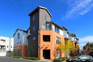 426 1st St, Petaluma, CA 94952 - Photo 1