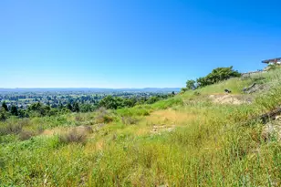 1111 Wikiup Dr, Santa Rosa, CA 95403 - Photo 1