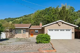 546 Pinewood Dr, San Rafael, CA 94903 - Photo 1