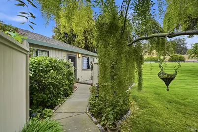 32 Dockside Circle, San Rafael, CA 94903 - Photo 1