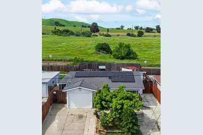19 Wharf Drive, Pittsburg, CA 94565 - Photo 1