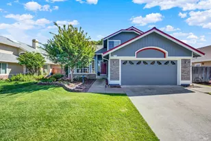 742 Violet Ln, Vacaville, CA 95687 - Photo 1