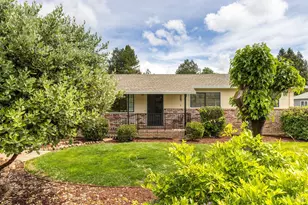 1522 Lupine Dr, Santa Rosa, CA 95401 - Photo 1