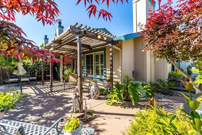 1586 London Circle, Benicia, CA 94510 - Photo 1