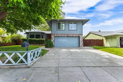 336 Royal Oaks Drive, Vacaville, CA 95687 - Photo 1