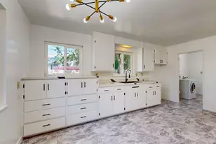 592 South Ave, Santa Rosa, CA 95407 - Photo 1
