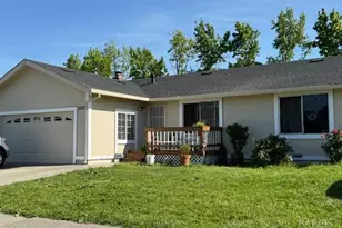 2560 Campbell Dr, Santa Rosa, CA 95407 - Photo 1
