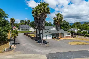 160 Gobalet Ln, Ukiah, CA 95482 - Photo 1
