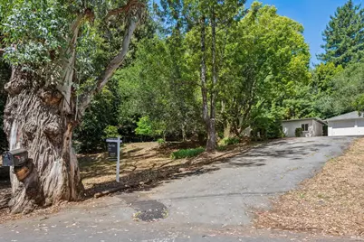 375 Sausalito Street, Corte Madera, CA 94925 - Photo 1
