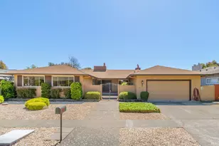 132 Peacock Dr, San Rafael, CA 94901 - Photo 1