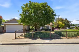 131 Grande Vista, Novato, CA 94947 - Photo 1