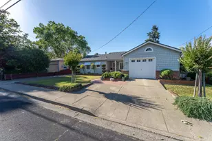 332 Washington Ave, Ukiah, CA 95482 - Photo 1