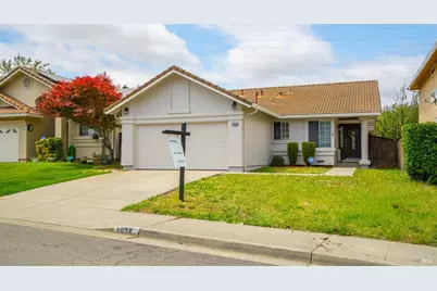 5038 Lakeview Circle, Fairfield, CA 94534 - Photo 1