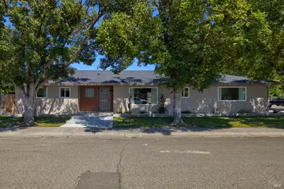 350 N 7th Street, Dixon, CA 95620 - Photo 1