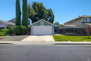 896 Meadowhawk Dr, Vacaville, CA 95687 - Photo 1