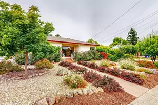 1065 Stevenson St, Santa Rosa, CA 95404 - Photo 1