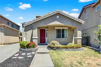 1882 Hummingbird Drive, Fairfield, CA 94534 - Photo 1
