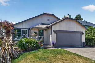 930 Bartlett Pl, Windsor, CA 95492 - Photo 1