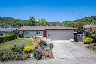 31 Briarwood Dr, San Rafael, CA 94901 - Photo 1